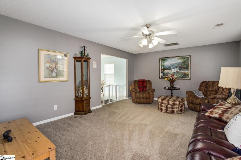 Property image 4 at 14 Marah Lane, Greer, SC 29651