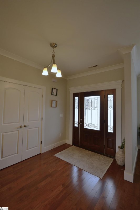 Property image 3 at 426 Risen Star Drive, Boiling Springs, SC 29316