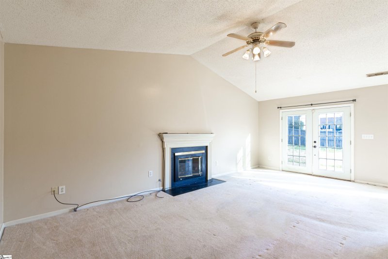 Property image 3 at 5 Wakulla Court, Simpsonville, SC 29680