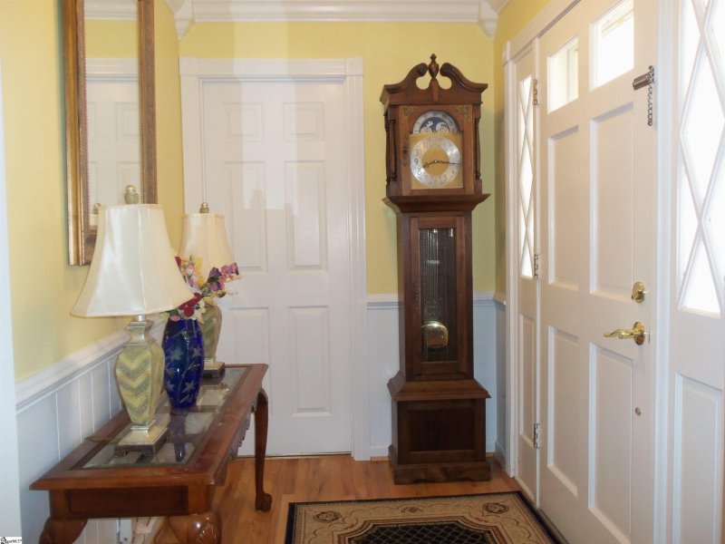 Property image 3 at 107 Overhill Drive, Duncan, SC 29334