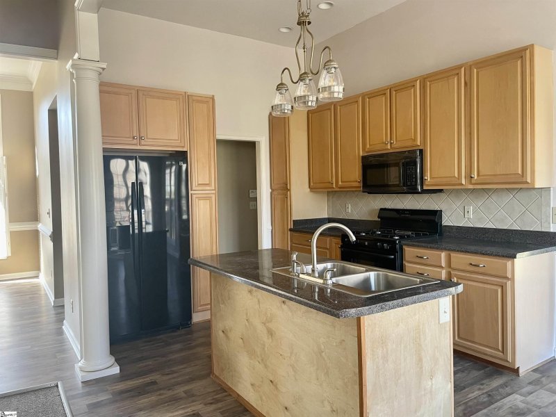 Property image 3 at 241 Windsong Way, Moore, SC 29369