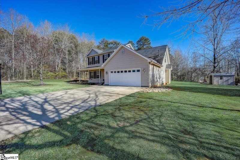 Property image 3 at 305 Seaver Court, Greer, SC 29651