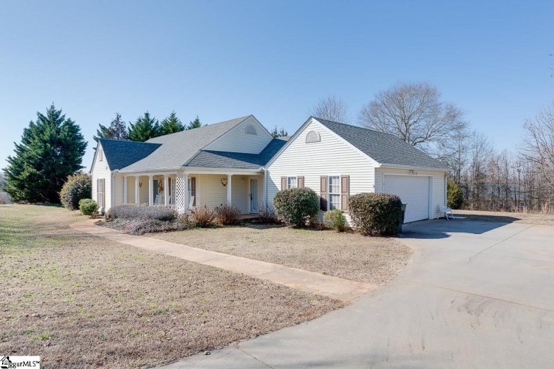 Property image 4 at 18 Vanessa Rae Lane, Pendleton, SC 29670