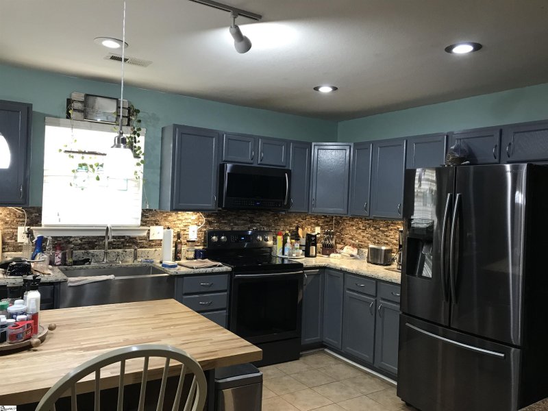 Property image 2 at 104 Claymoor Court, Williamston, SC 29697-0000