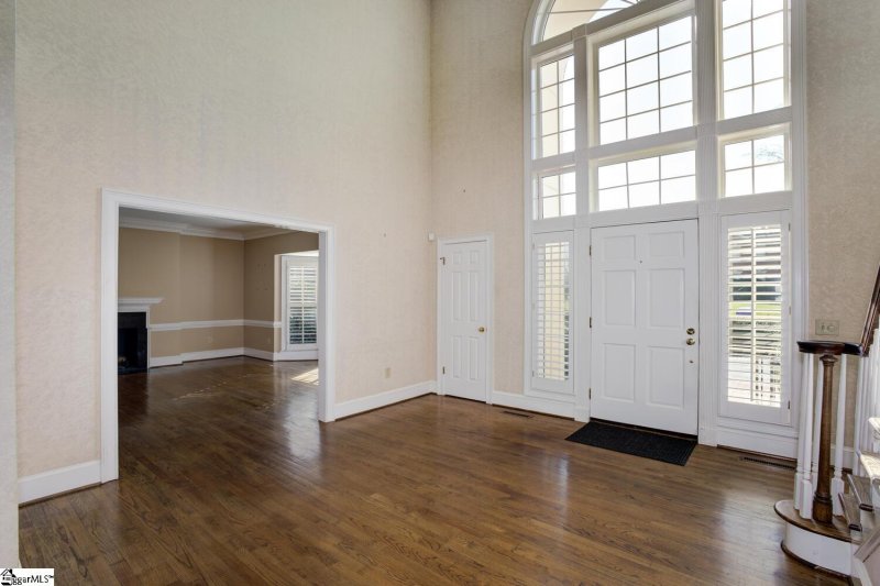 Property image 4 at 20 Collins Ridge Drive, Greenville, SC 29607