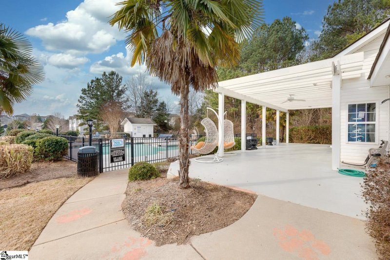 Property image 3 at 190 University Village Drive, Central, SC 29630