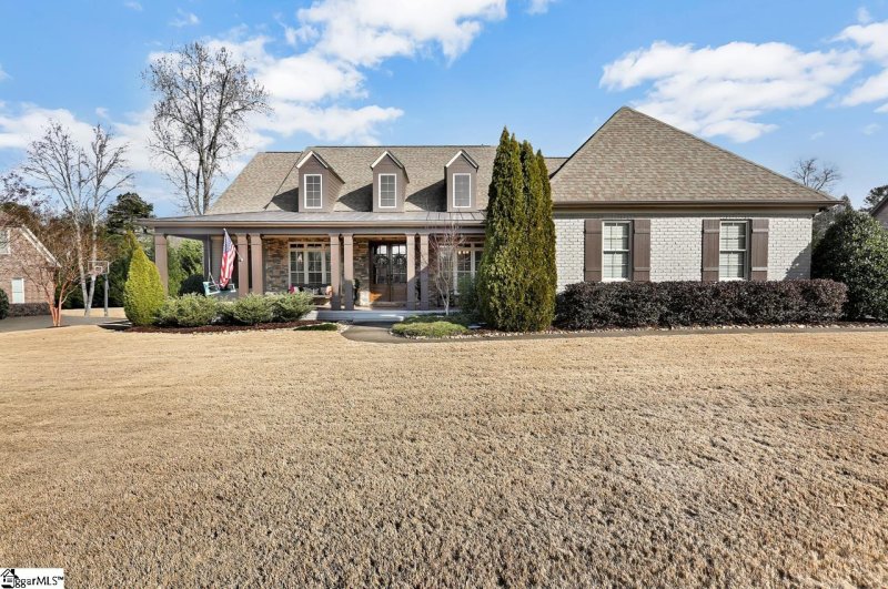 Property image 2 at 213 Galeton Court, Greer, SC 29651