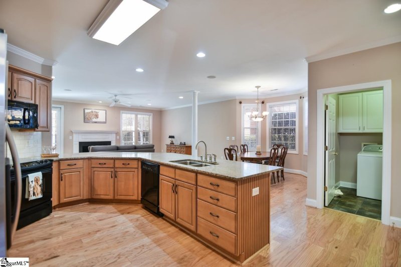 Property image 4 at 2 Wineberry Way, Greenville, SC 29615