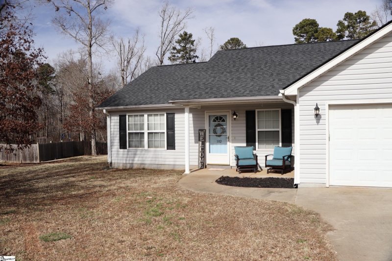 Property image 2 at 102 Cadbury Court, Williamston, SC 29697
