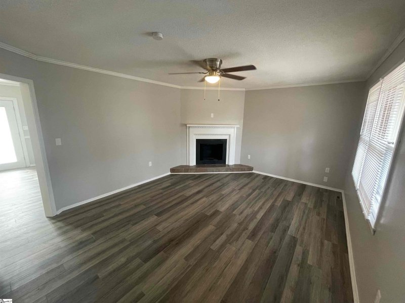 Property image 5 at 111 HAWTHORNE Drive, Anderson, SC 29625