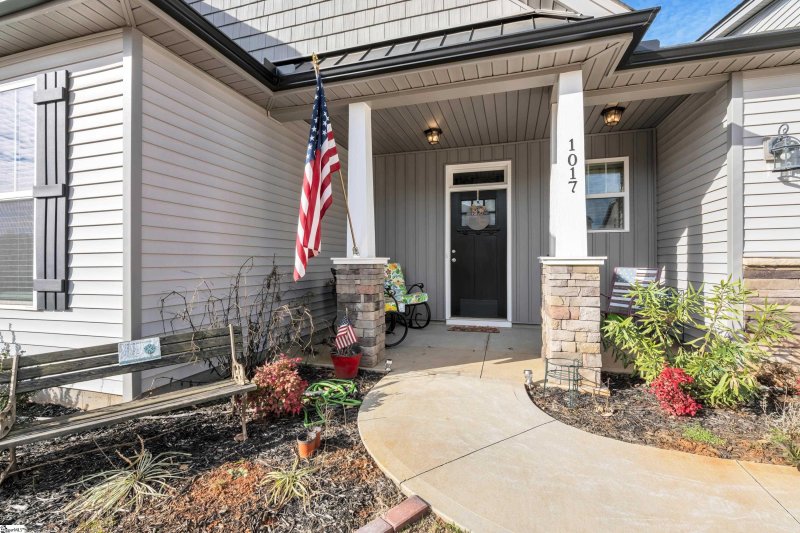 Property image 2 at 1017 Spruce Grove Road, Duncan, SC 29334