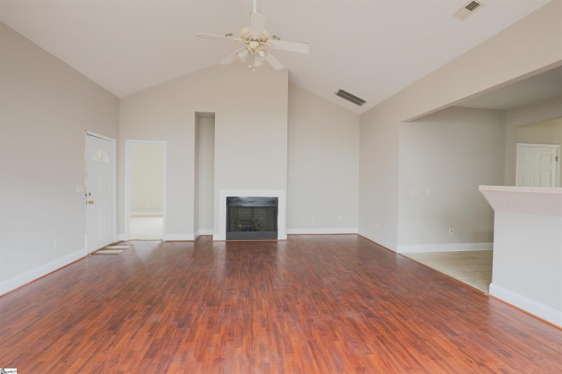 Property image 5 at 172 Elm Street, Taylors, SC 29687