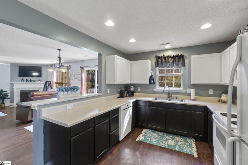 Property image 5 at 407 Brighton Woods Drive, Moore, SC 29369