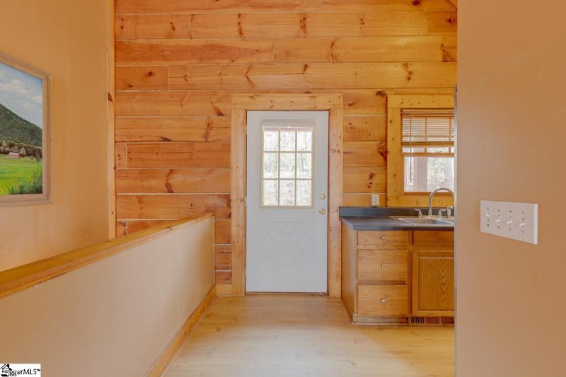 Property image 5 at 109 Blue Mountain Way, Cleveland, SC 29635