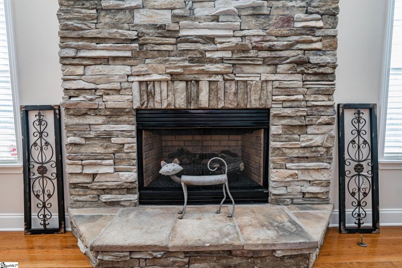 Property image 4 at 301 Forked Oak Way, Fountain Inn, SC 29644