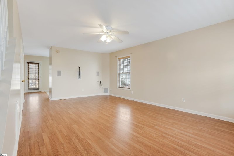 Property image 2 at 121 Cosmos Lane, Greer, SC 29651