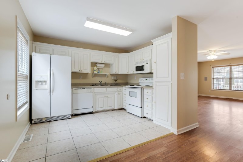 Property image 5 at 121 Cosmos Lane, Greer, SC 29651