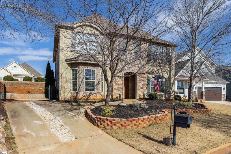 Property image 2 at 109 Bur Oak Drive, Taylors, SC 29787