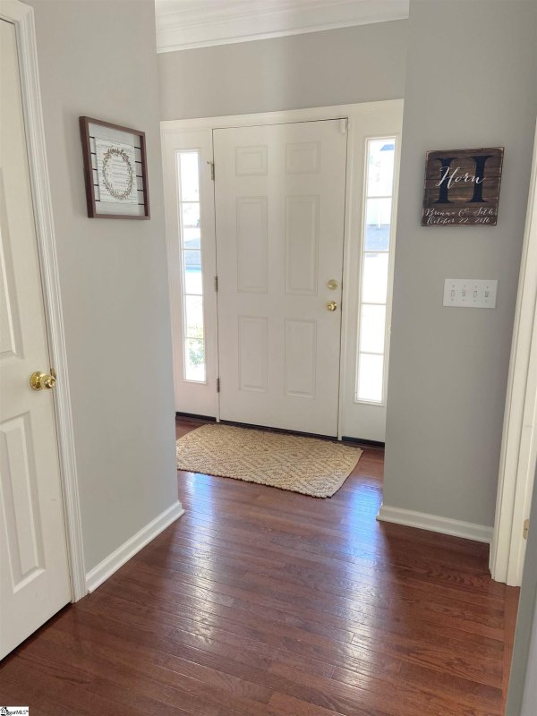 Property image 4 at 300 Belgray Court, Taylors, SC 29687