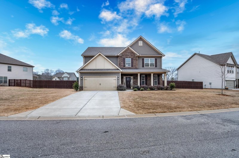 Property image 2 at 405 Brandybuck Drive, Piedmont, SC 29673