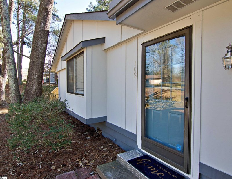 Property image 2 at 102 Evergreen Drive, Clemson, SC 29631
