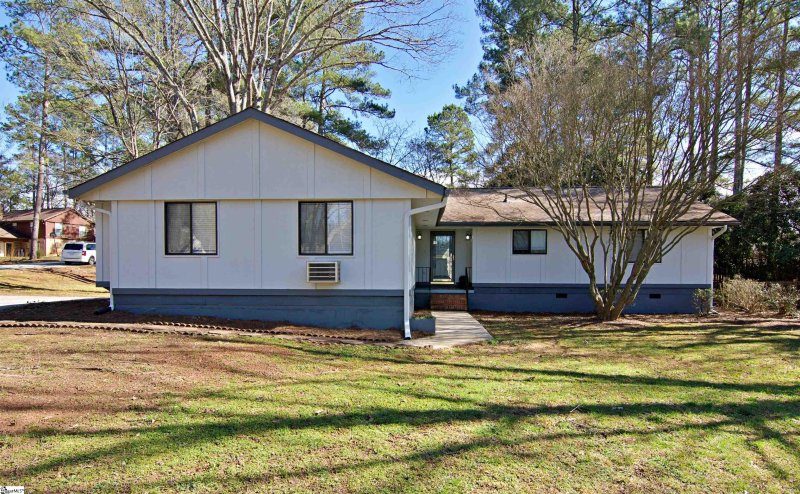 Property image 4 at 102 Evergreen Drive, Clemson, SC 29631