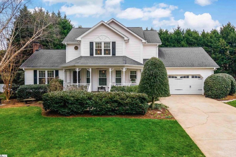 214 Spring Lake Loop