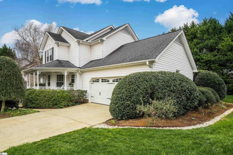 Property image 3 at 214 Spring Lake Loop, Simpsonville, SC 29681