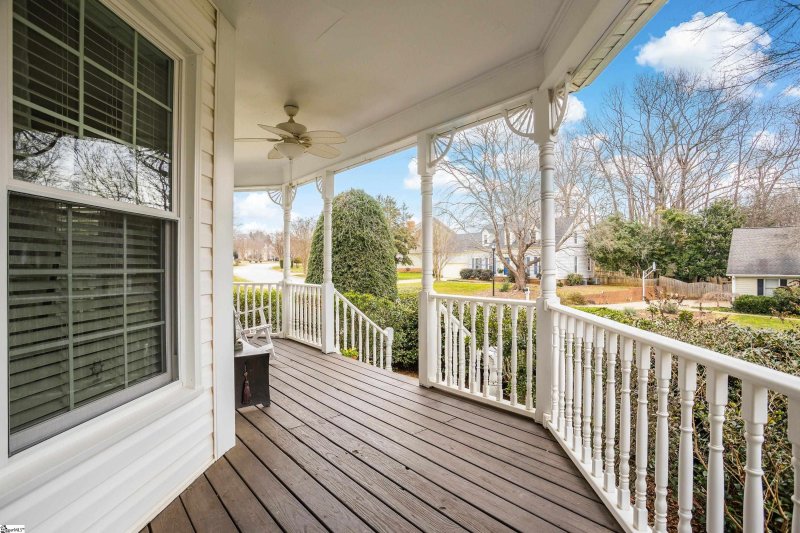 Property image 5 at 214 Spring Lake Loop, Simpsonville, SC 29681