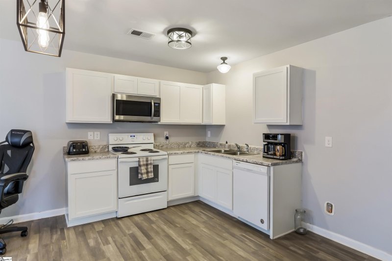 Property image 4 at 332 Cedar Ridge, Anderson, SC 29621