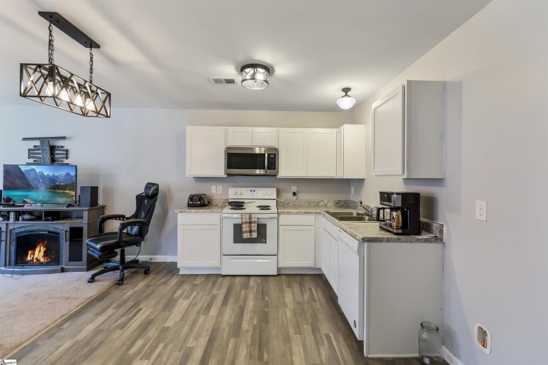 Property image 5 at 332 Cedar Ridge, Anderson, SC 29621