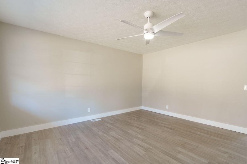 Property image 4 at 505 Kenmore Drive, Piedmont, SC 29673