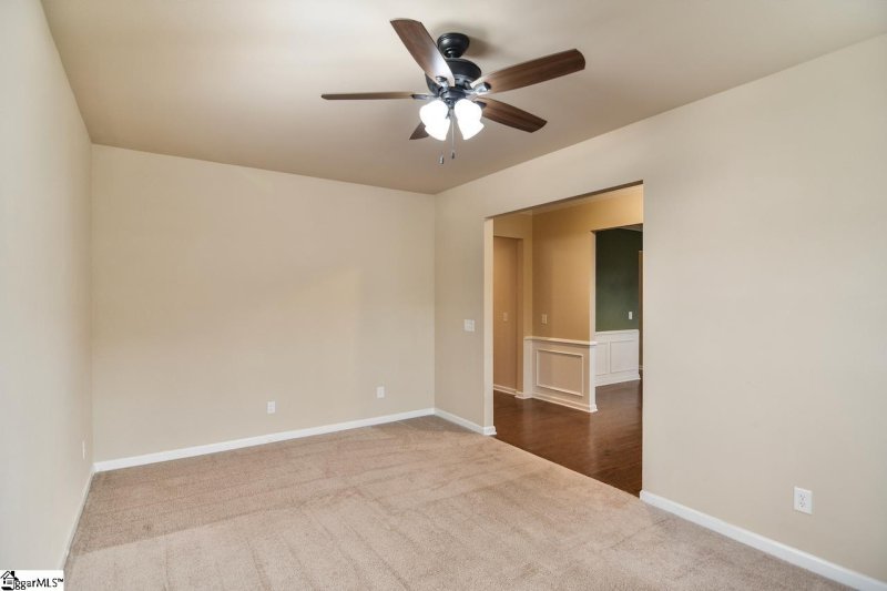 Property image 3 at 16 Brentmoor Place, Simpsonville, SC 29680