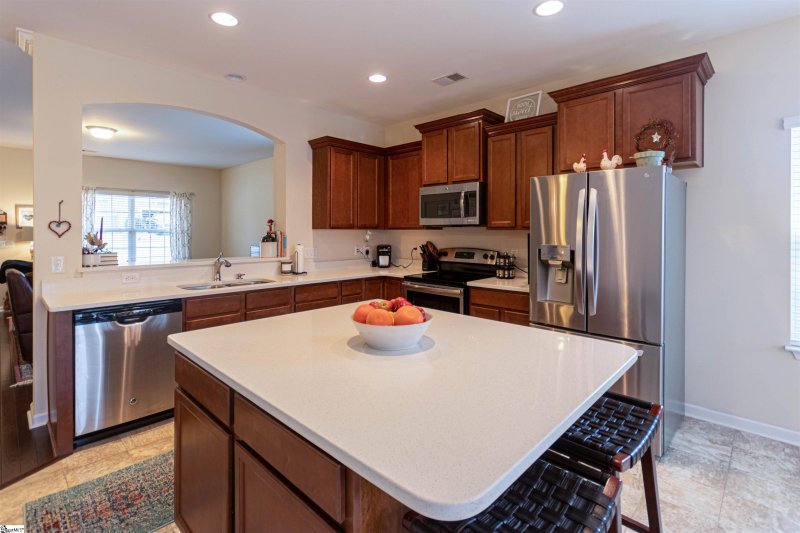 Property image 4 at 401 GIBBY Lane, Simpsonville, SC 29681