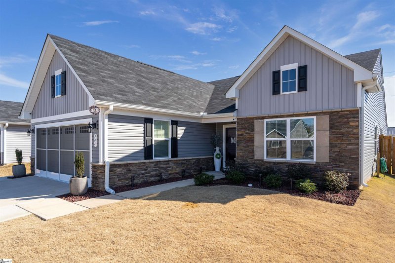 Property image 2 at 204 Wellwood Way, Piedmont, SC 29673