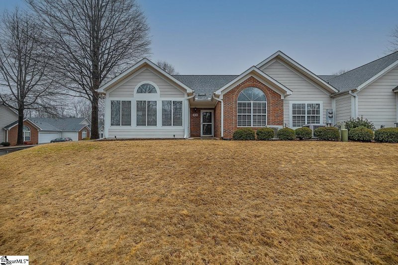 1802 Heritage Club Drive