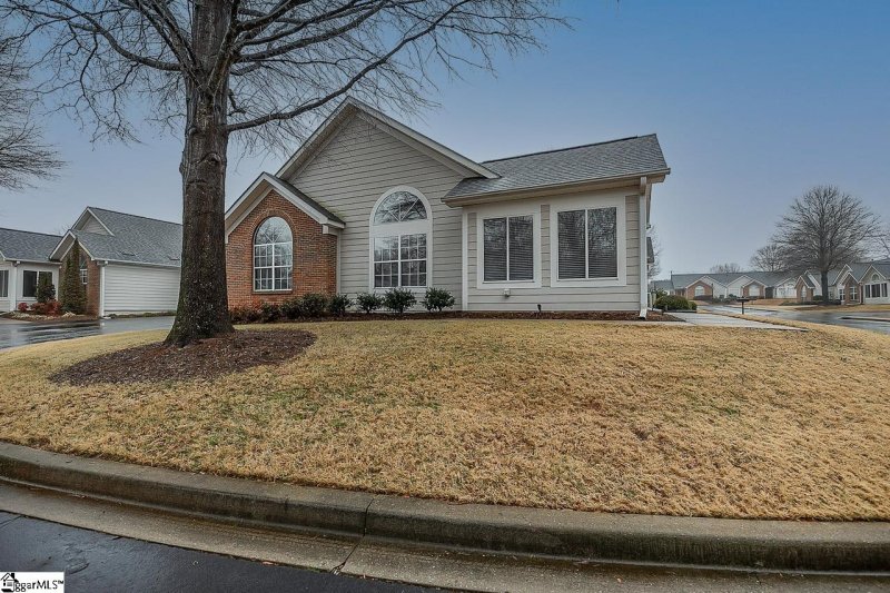 Property image 2 at 1802 Heritage Club Drive, Greenville, SC 29615