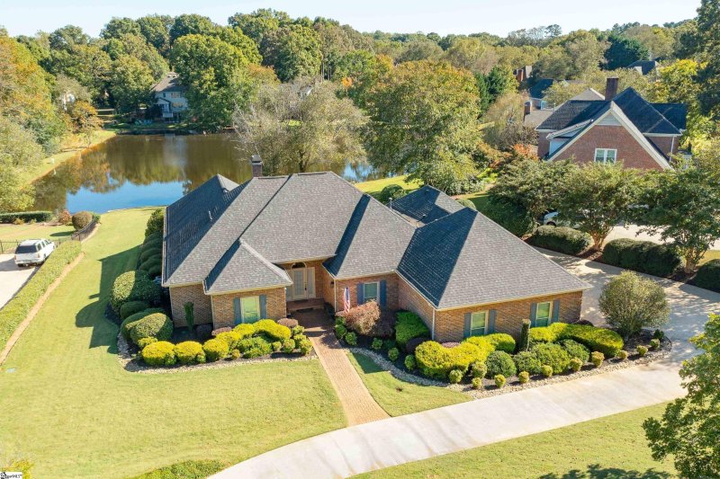 Property image 2 at 113 Deer Wood Drive, Easley, SC 29642-3303
