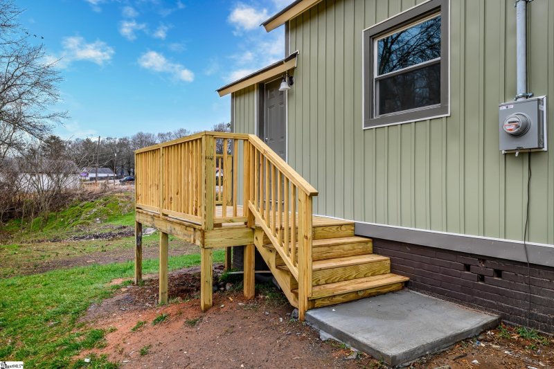 Property image 4 at 511 King Street, Easley, SC 29640