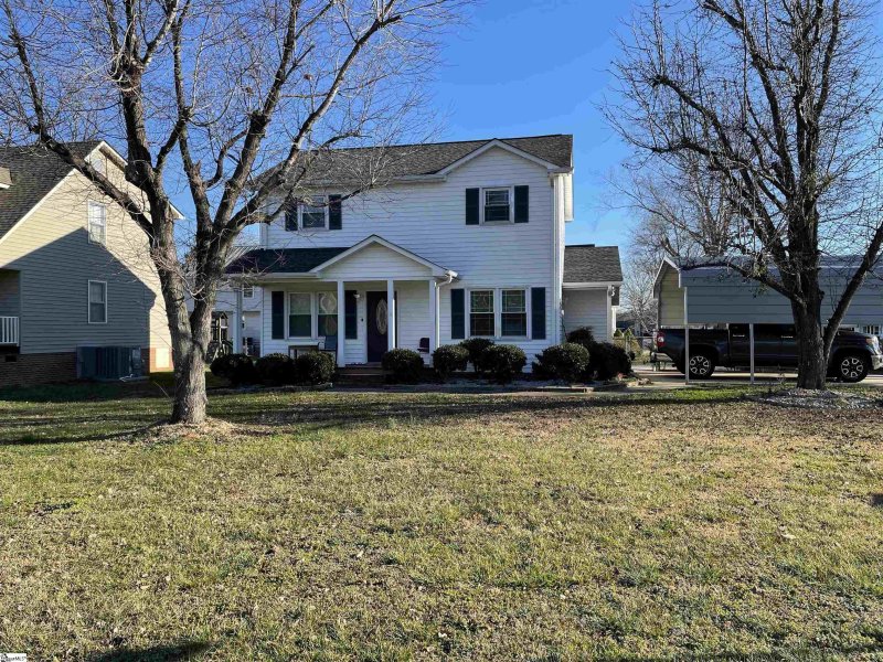 1711 Crestview Road