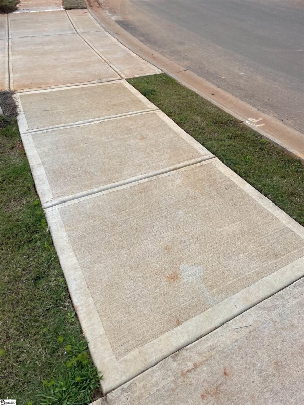 Property image 4 at 136 Highland Park Court, Easley, SC 29642