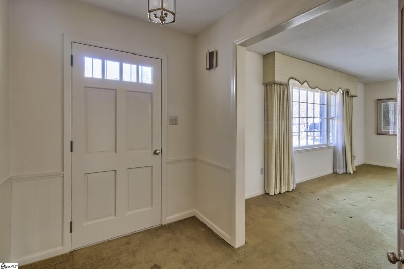 Property image 5 at 125 Pawnee Drive, Spartanburg, SC 29301