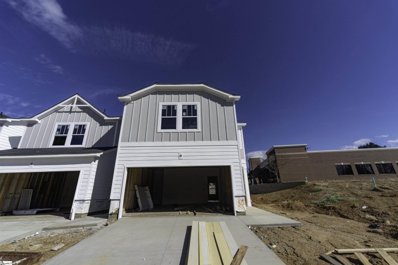 Property image 2 at 30 Centimeters Drive, Mauldin, SC 29662