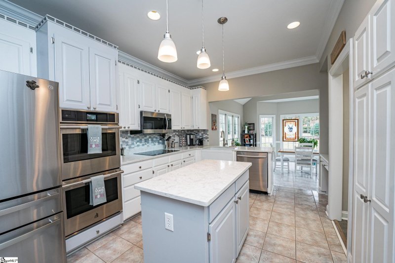 Property image 3 at 6 Keenan Creek Way, Simpsonville, SC 29680