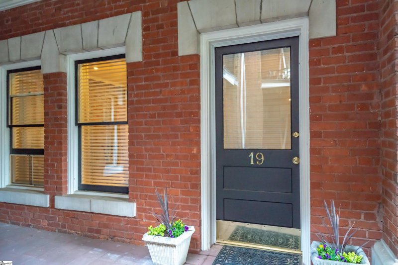 Property image 3 at 400 E Washington Street, Greenville, SC 29601