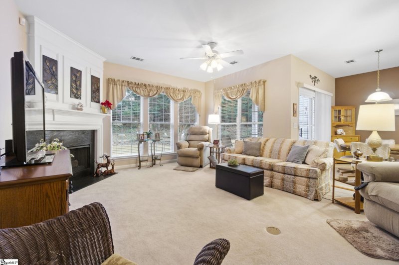 Property image 4 at 1001 Medora Drive, Greer, SC 29650