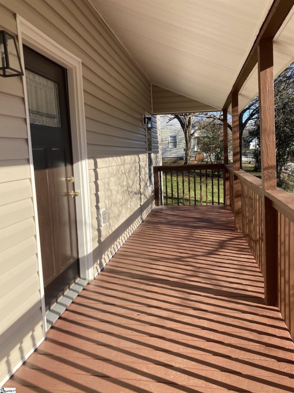 Property image 4 at 201 Barton Street, Easley, SC 29640