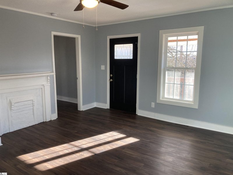 Property image 5 at 201 Barton Street, Easley, SC 29640