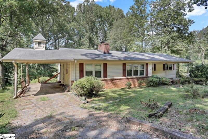Property image 3 at 18 Miracle Drive, Greenville, SC 29605