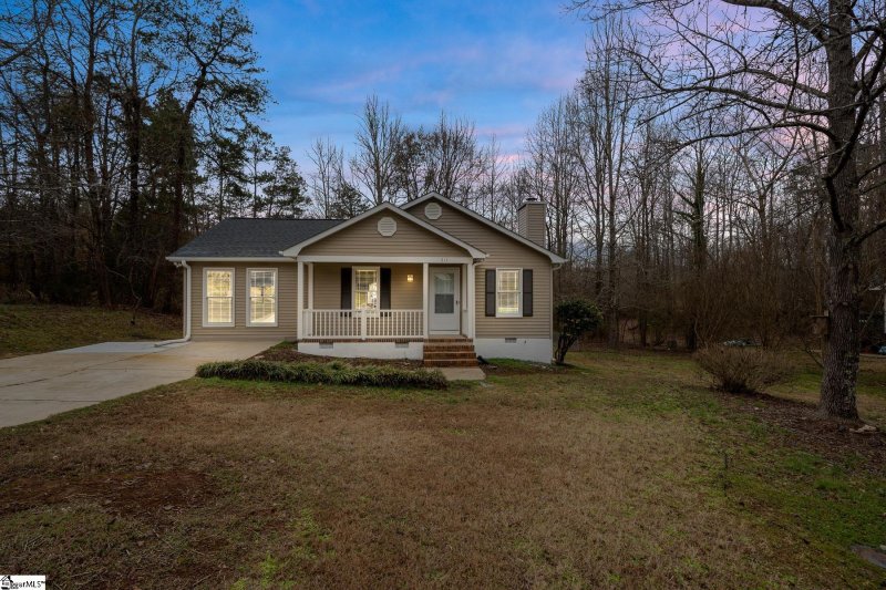 Property image 2 at 217 Cardington Avenue, Piedmont, SC 29673